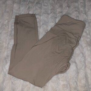 Aeropostale leggings with pockets size small